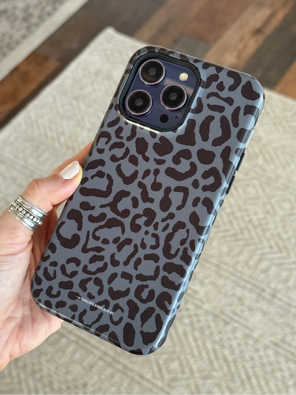 Cool Blue Grey Leopard Print MagSafe Cover For iPhone 14 Pro Max Case